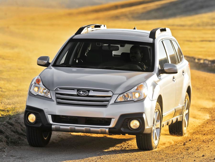  Subaru Outback 2013 года  (фото 14 из 29)